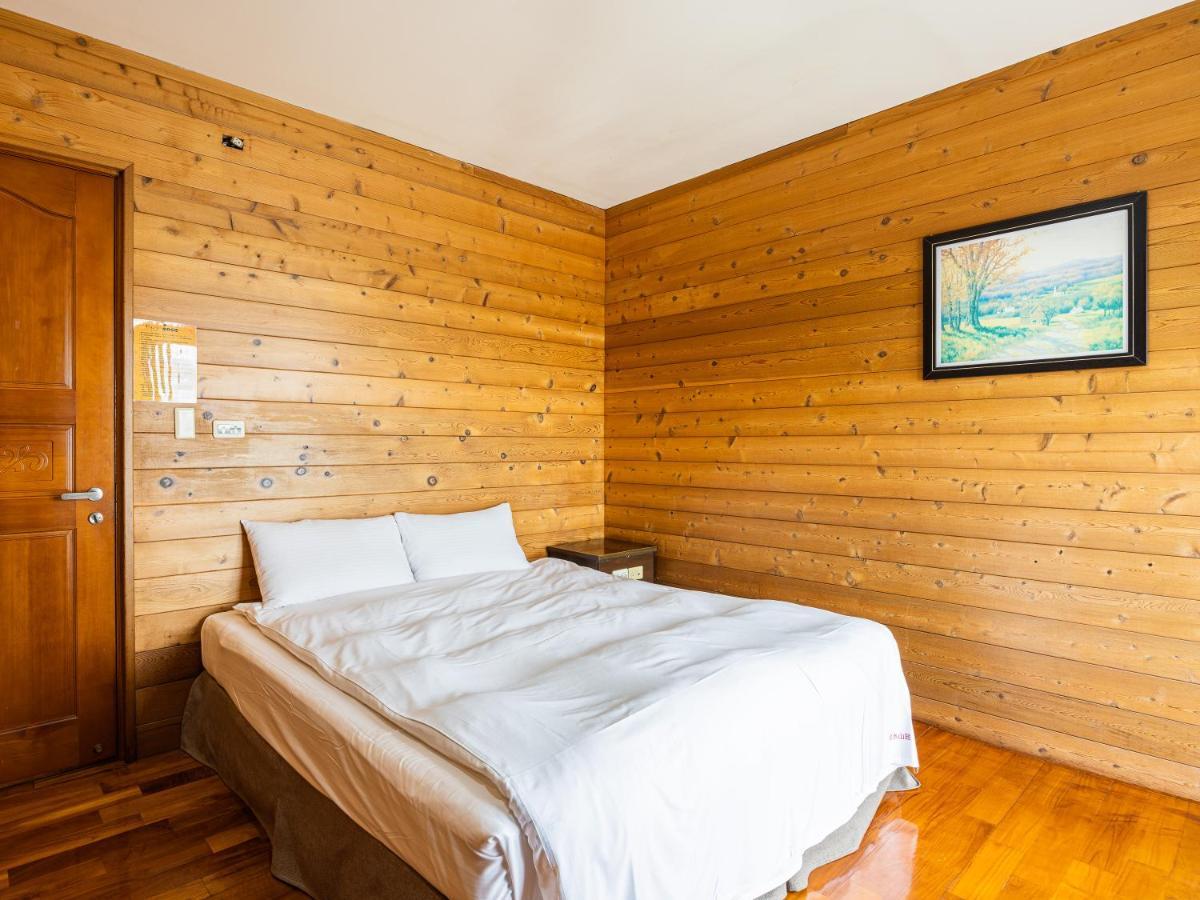 Bishui Shanju Lakeside B&B Yuchi Exterior foto